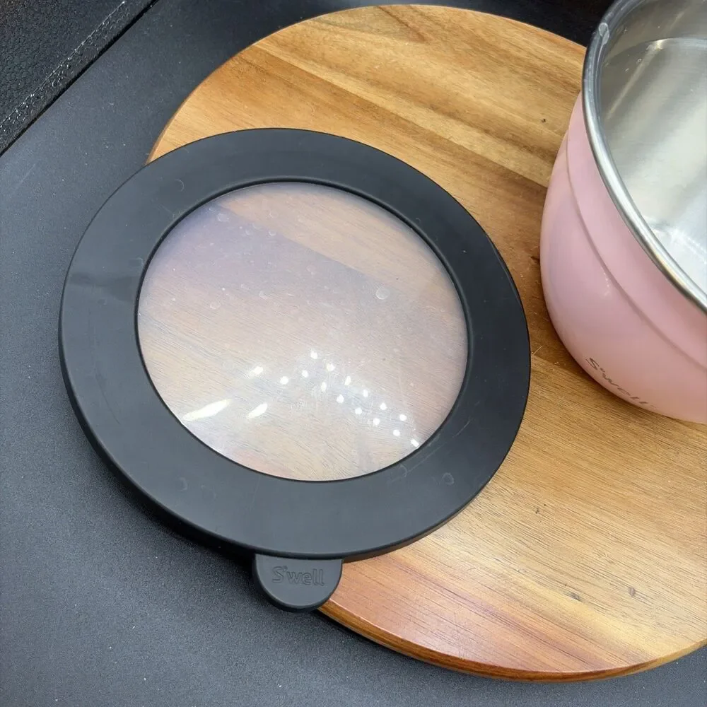 PREOWNED SWELL SALAD BOWL KIT PINK TOPAZ 64 OZ CONTAINER